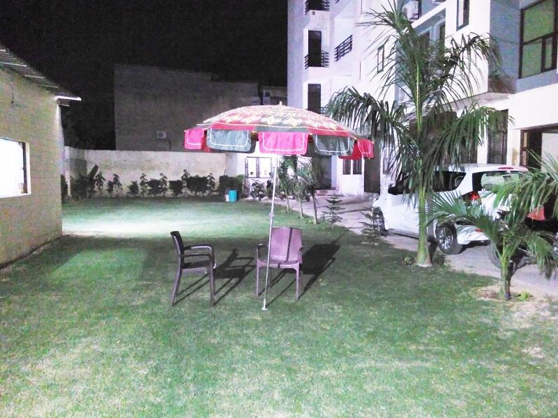 Airport Hotel Olive&Blue Neu-Delhi Exterior foto