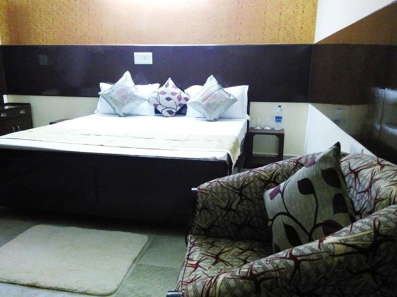 Airport Hotel Olive&Blue Neu-Delhi Exterior foto