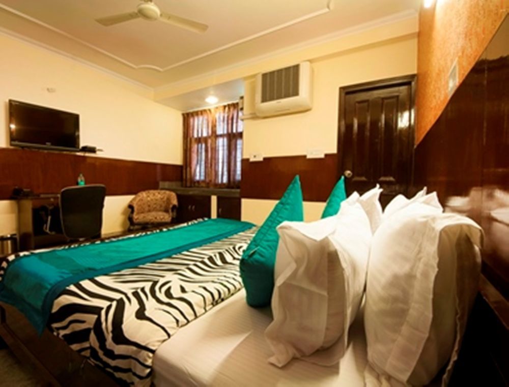 Airport Hotel Olive&Blue Neu-Delhi Exterior foto