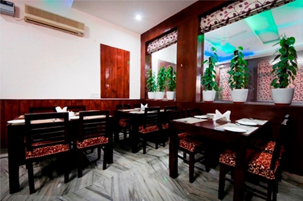 Airport Hotel Olive&Blue Neu-Delhi Exterior foto