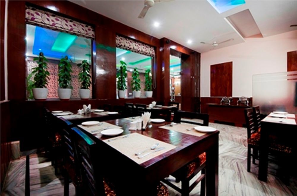 Airport Hotel Olive&Blue Neu-Delhi Exterior foto