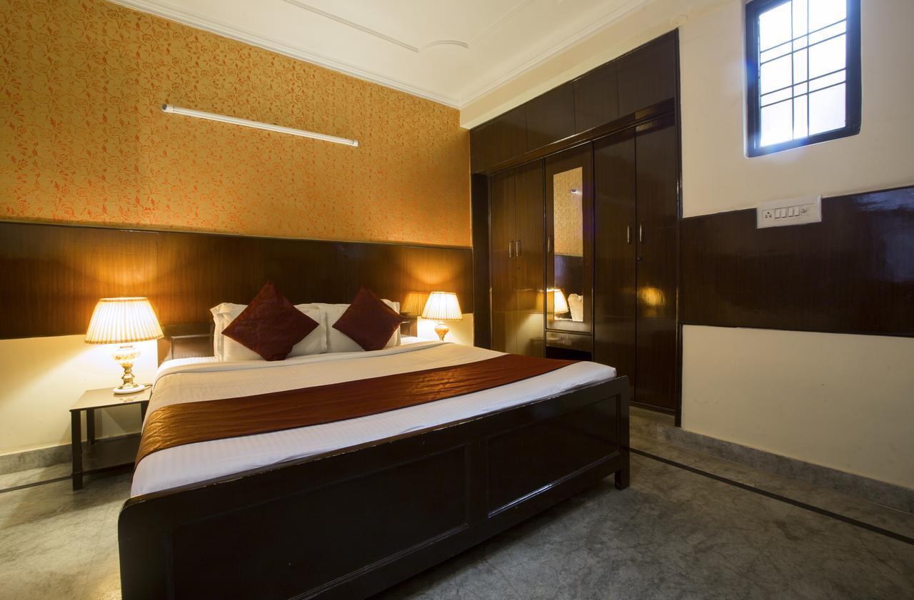 Airport Hotel Olive&Blue Neu-Delhi Exterior foto