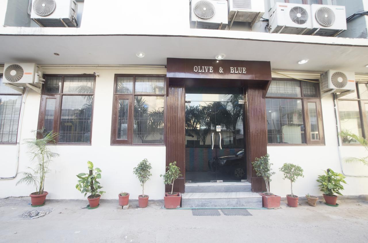 Airport Hotel Olive&Blue Neu-Delhi Exterior foto